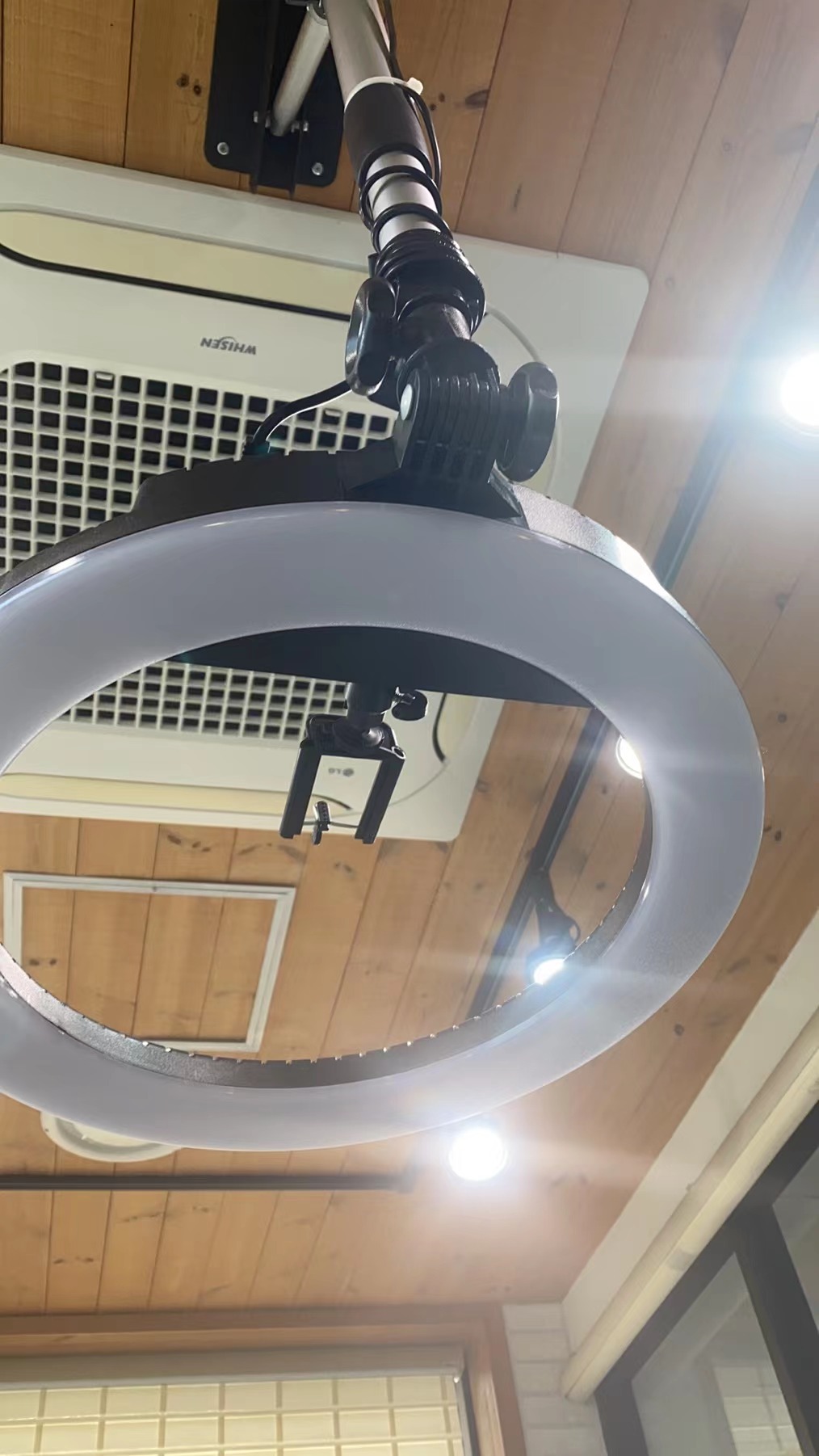 Ring Light 18 Inch Studio - Fausto Wall Mounted Hanging Light Stand